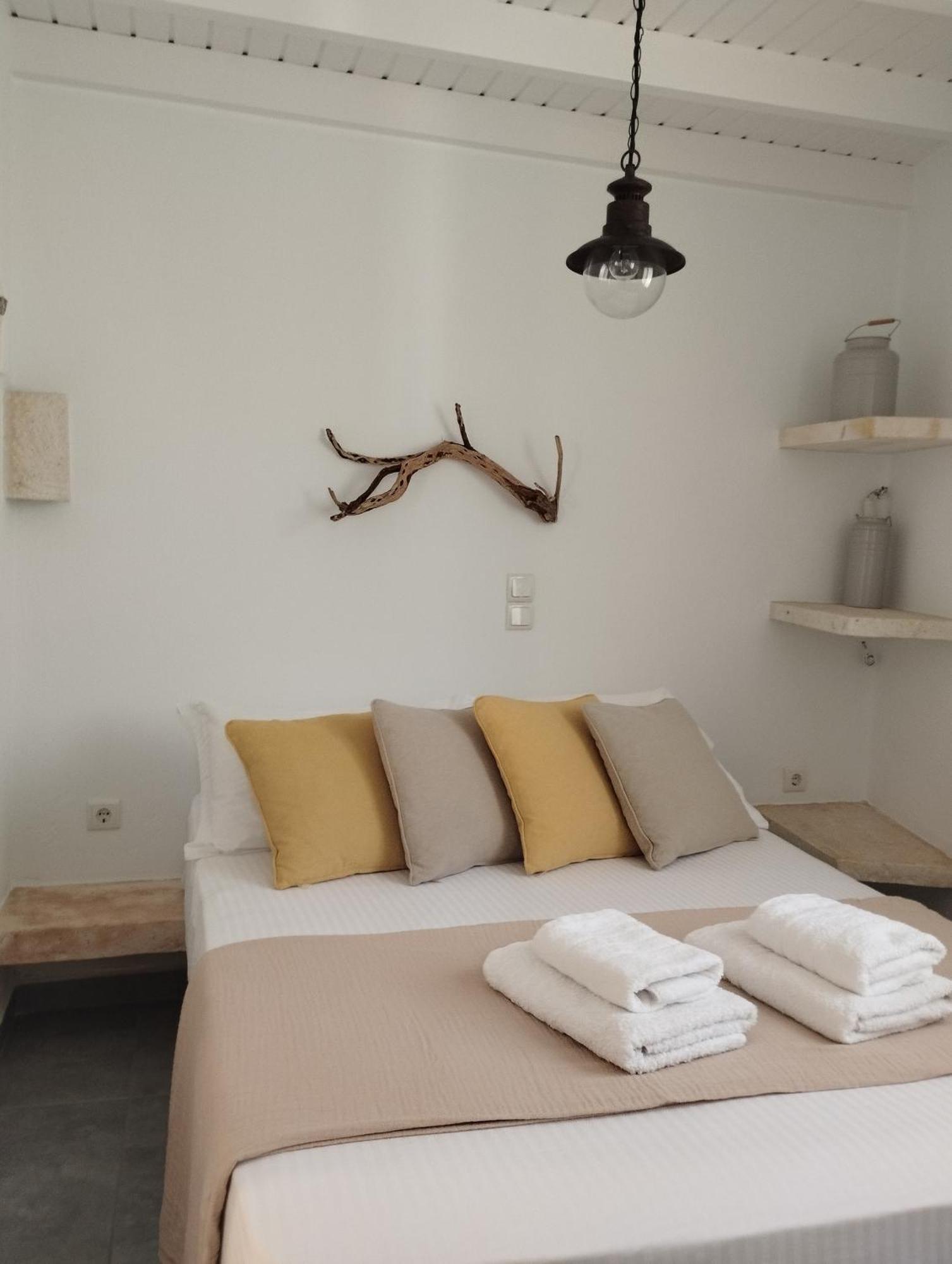 Agios Nikolaos Beach House Kimolos Exterior photo