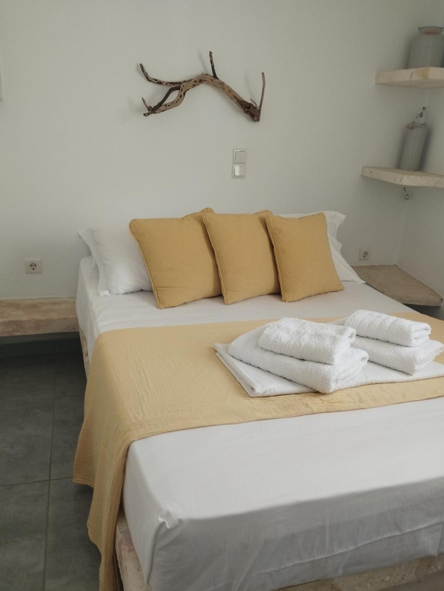 Agios Nikolaos Beach House Kimolos Exterior photo